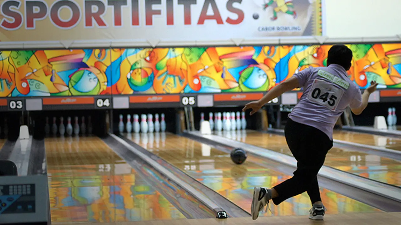 bowling--150912foto-big.jpg