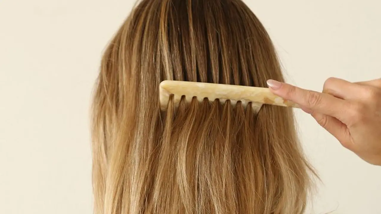 Penyebab Rambut Kering