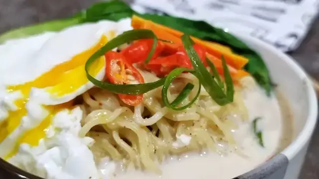 Mi Instan Kuah Susu