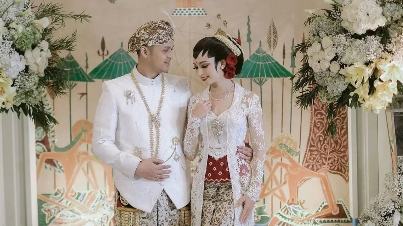 [Fimela] Karina Nadila dan Rangga Prihartanto