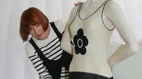 Desainer Inggris Mary Quant, pencipta rok mini, meninggal dunia. (dok. PIERRE VERDY / AFP)