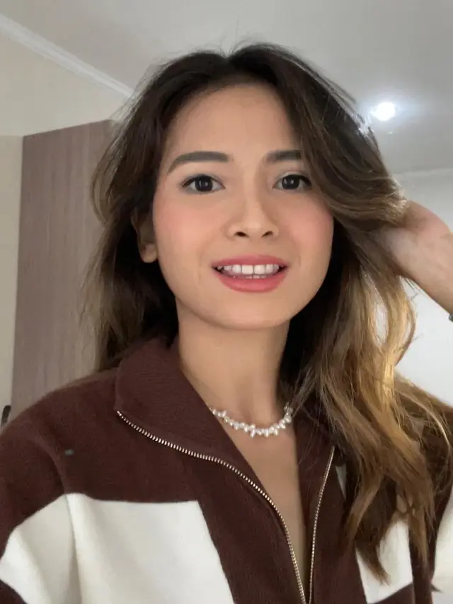 5 Potret Acha Septriasa dengan Gaya Rambut Baru, Makin Awet Muda dengan Poni