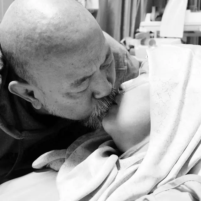 Indro Warkop dan Nita Octobijanthy memasuki usia pernikahan ke-40 tahun (https://www.instagram.com/p/CLHtYSXhCLa/)