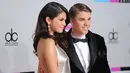 Berpisah dengan Selena Gomez sejak tahun 2014, Justin Bieber pun masih diharapkan kembali dengan wanita itu. Ditemui dalam sebuah acara, Justin yang ditanya soal Selena pun ternyata menjawab dengan mengejutkan. (AFP/ASON MERRITT / GETTY IMAGES NORTH AMER)