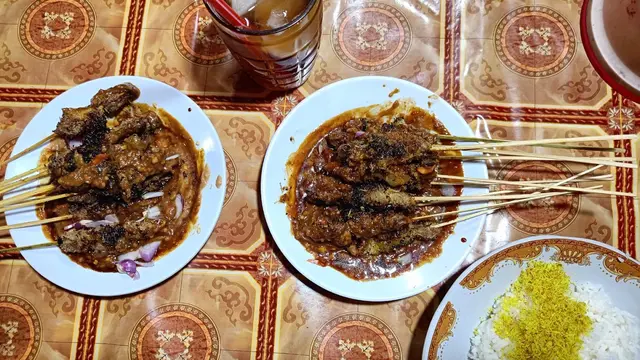 Rekomendasi Sate Klopo di Surabaya