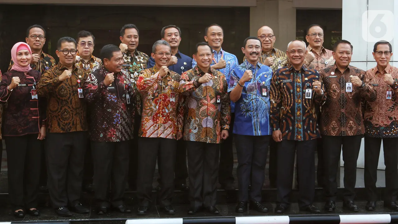 Tito Karnavian Pimpin Apel Perdana di Kemendagri