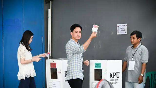 Tampilan Kontras dari Nagita Slavina dan Selvi Ananda Saat Nyoblos Pilkada Serentak 2024