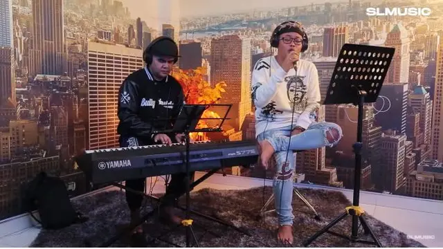 Sule Pakai Bandana