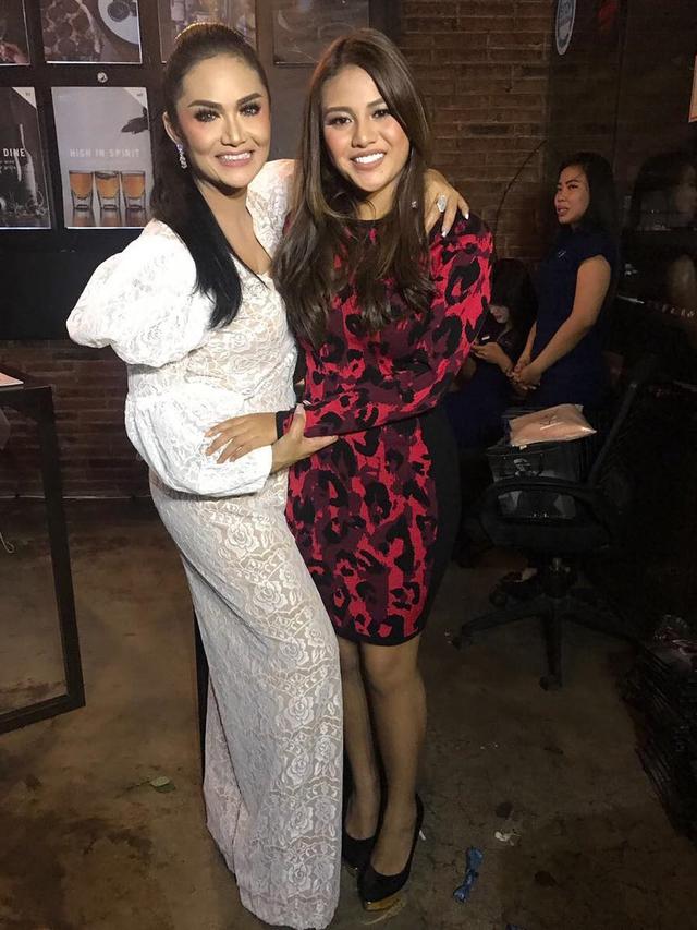 6 Potret Krisdayanti dan Aurel Hermasnyah, Dari Dulu Hingga Kini