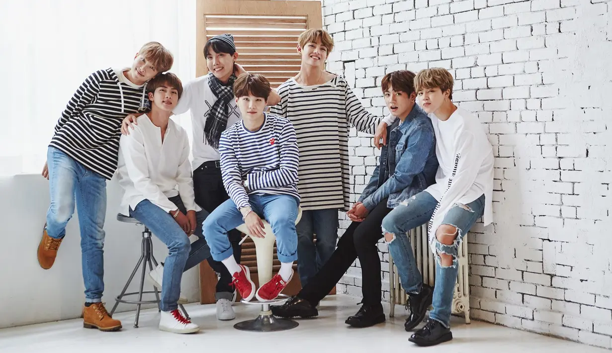 Sebelumnya diberitakan jika video musik BTS yang berjudul DNA memecahkan rekor sebagai video musik grup k-pop yang paling banyak ditonton di Youtube. (Foto: Soompi.com)