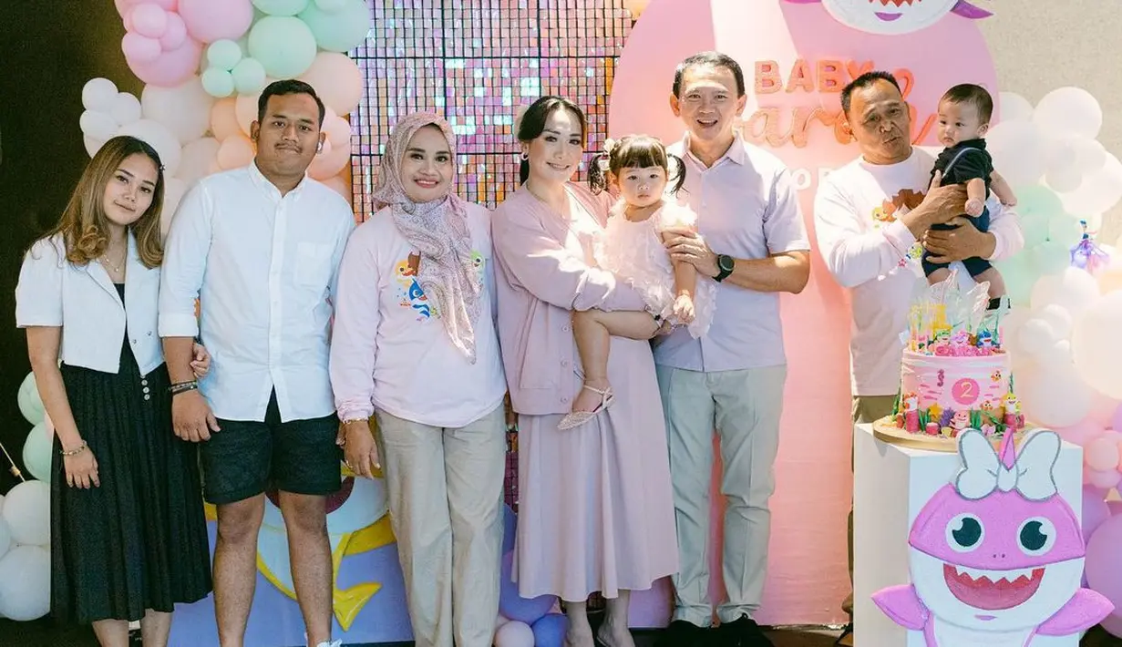 Perayaan ulang tahun kedua Sarah berlangsung sederhana dengan dihadiri oleh kerabat dan sahabat dekat. [Instagram/btpnd]