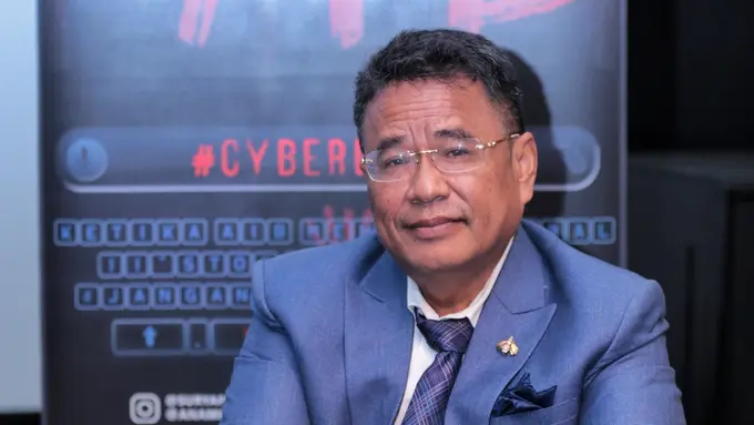 [Bintang] Hotman Paris