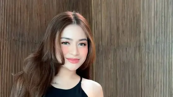 Peduli Karhutla, Nathalie Holscher Serahkan Honor DJ di Pontianak ke Rumah Zakat