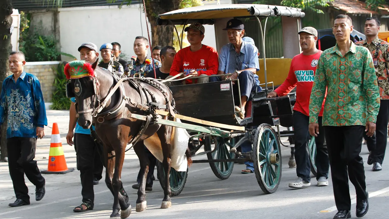 Gladi bersih kirab pernikahan Kahiyang Ayu dan Bobby Maulana. (Liputan6.com/Fajar Abrori)