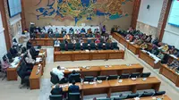 Baleg DPR dan Pemerintah menggelar Rapat Panja RUU DKJ. (Merdeka.com)