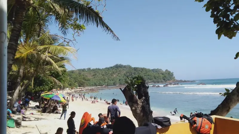 Wisatawan Padati pantai di Bantul