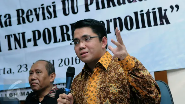 20160423-Problematika Revisi UU Pilkada Pancing Anggota Komisi II DPR Diskusi Bareng Pengamat