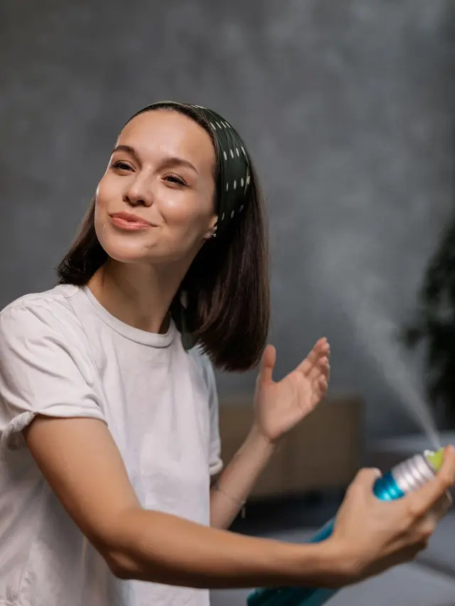Tips Merawat Rambut Pendek Tetap Rapi Sepanjang Hari di Cuaca Panas, Anti Bad Hair Day