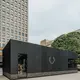 Fred Perry Indonesia resmi menghadirkan Fred Perry DNA Exhibition, sebuah pameran imersif yang menelusuri perjalanan panjang brand asal Inggris.