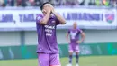 <p>Pemain Persita Tangerang, Ezequiel Vidal tampak kecewa setelah gagal mencetak gol ke gawang Persebaya Surabaya pada laga pekan ke-18 BRI Liga 1 2022/2023 di Stadion Indomilk Arena, Tangerang, Rabu (18/1/2023) sore WIB. Persita kalah 0-5 dari Persebaya. (Bola.com/M Iqbal Ichsan)</p>