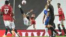 Tapi dibalik emosi dan tempramental, pemain berusia 26 tahun ini berhasil menciptakan 12 gol dan sembilan assist di Premier League. Performa apik yang ditunjukkan Fernandes itu juga membuat MU berada di urutan kedua saat ini. (Foto: AFP/Pool/Michael Regan)