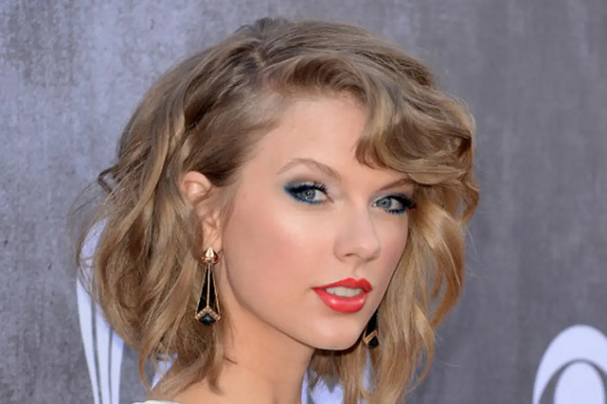 [Bintang] Taylor Swift