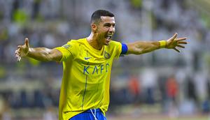 Dengan kemenangan perdana musim ini, Al-Nassr naik ke peringkat 10 pada klasemen Liga Arab Saudi dengan 3 poin. (AFP/Ali Al-Haji)