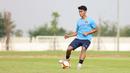 <p>Pemain Timnas Indonesia U-22, Muhammad Ferarri, saat sesi latihan di Visakha Training Center, Kamboja, Selasa (2/4/2023). Latihan tersebut merupakan persiapan jelang laga melawan Myanmar di SEA Games 2023. (Bola.com/Abdul Aziz)</p>