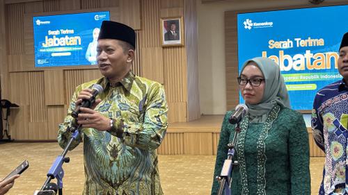 Menteri Koperasi (Menkop) Ferry Juliantono saat serah terima jabatan Wamenkop, di Kantor Kementerian Koperasi, Jakarta, Kamis (18/9/2025). (Foto:Liputan6.com/Tira Santia)