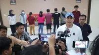 Kasat Reskrim Polresta Gorontalo Kota Kompol Leonardo Widharta saat memberikan keterangan kepada awak media (Arfandi Ibrahim/Liputan6.com)