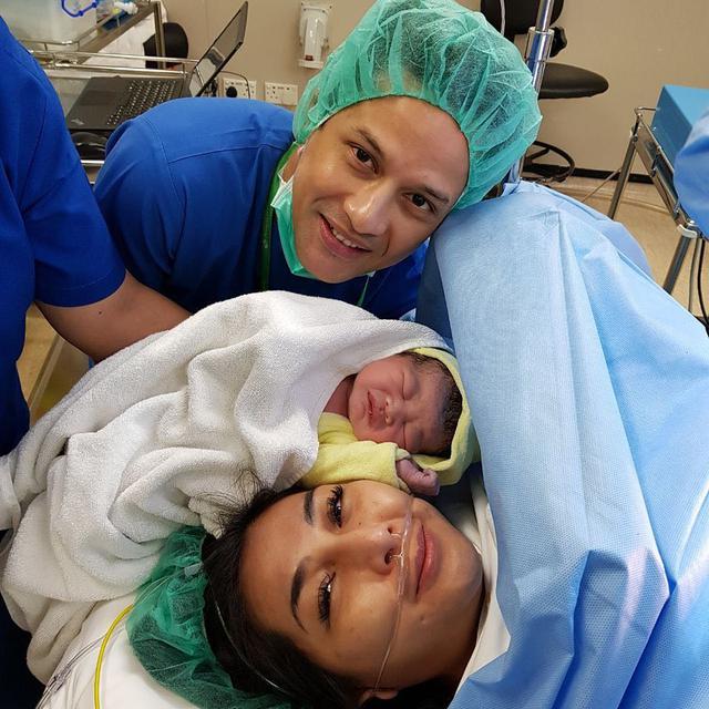 6 Momen Manis Lucky Perdana dan Istri Sebelum Isu Perselingkuhan, Romantis