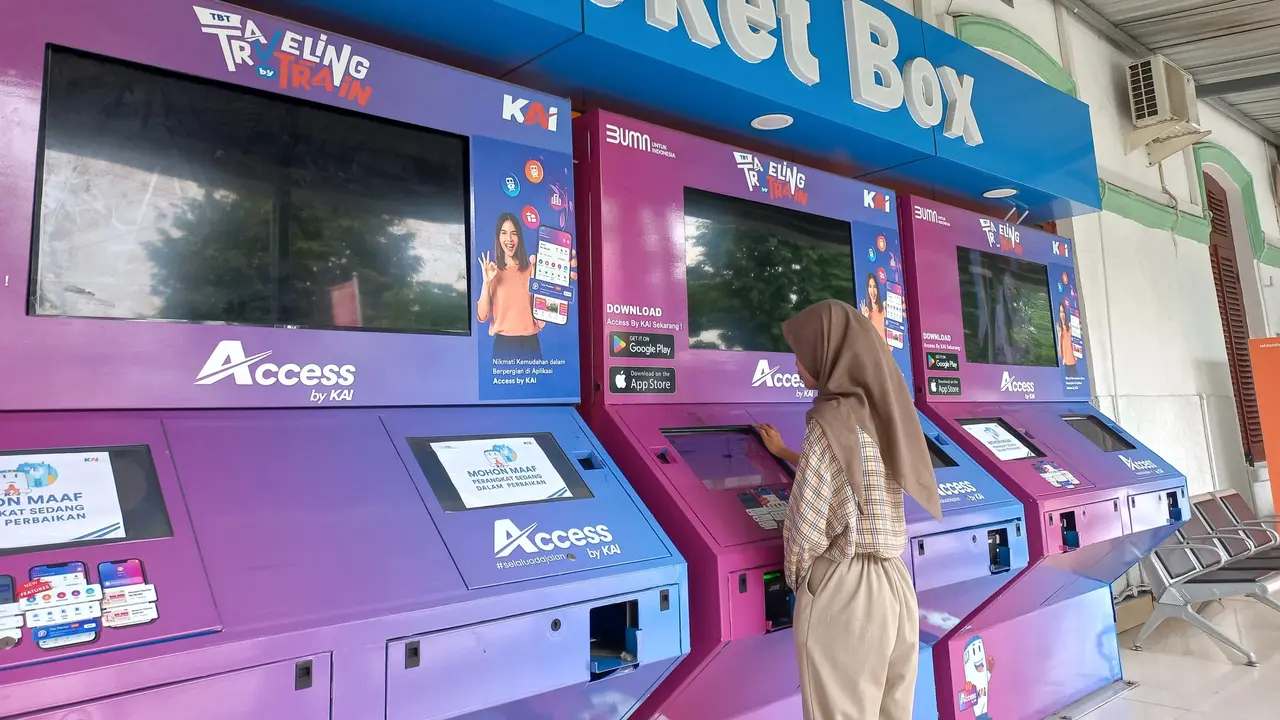 Para penumpang kereta api mulai memesan tiket libur panjang Nataru 2025 (Istimewa)