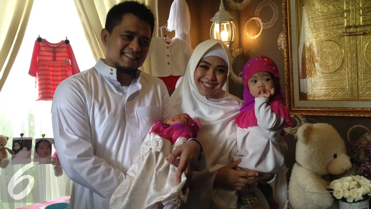 Oki Setiana Dewi Gelar Akikah Anak Kedua