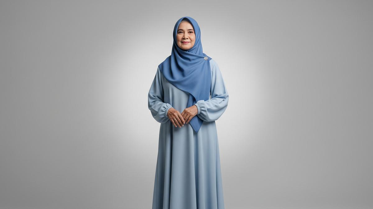 8 Model Gamis Warna Aman untuk Nenek Saat Lebaran 2026, Anggun dan Nyaman