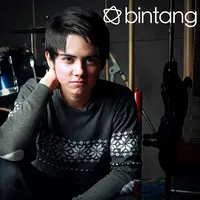 Aliando Syarief (Deki Prayoga/Bintang.com/Digital Imaging: Muhammad Iqbal Nurfajri/Bintang.com)