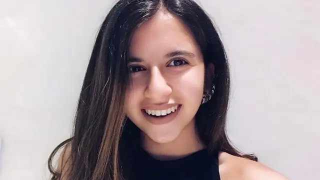 6 Potret Sairaa Punjabi, Putri Sulung Manoj Punjabi yang Punya Paras Cantik