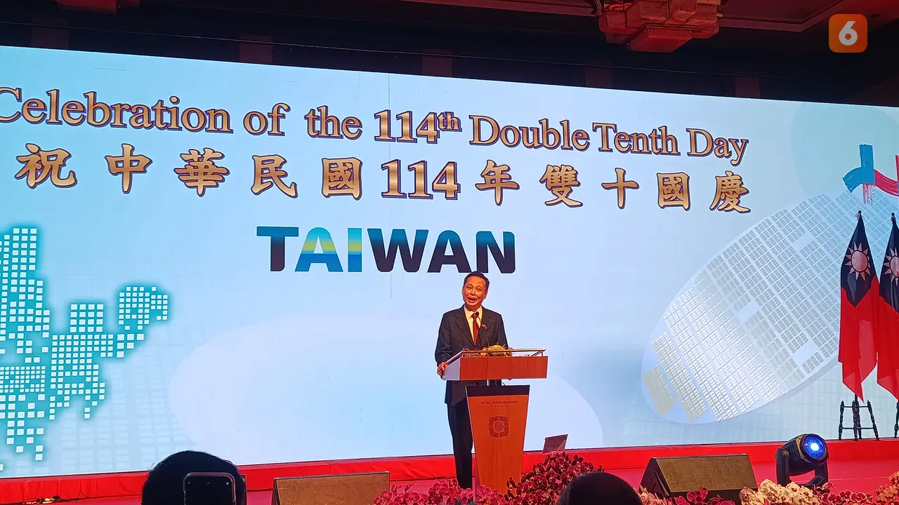 Dubes Taiwan untuk indonesia, Mr. Bruce Hung, dalam pidato sambutannya di acara memperingati Double Tenth Day ke-114, di hotel Borobudur, jakarta, pada Selasa (7/10/2025).