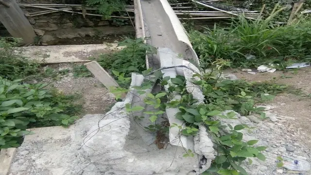 Material pipa dalam proyek DAK Rp39 miliar di Kabupaten Enrekang yang tampak rusak (Liputan6.com/ Eka Hakim)