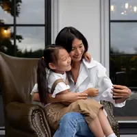 Kelebihan lainnya adalah mengembangkan rasa tanggung jawab pada anak. Foto: Freepik