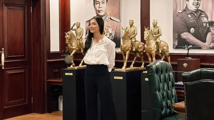 Angela Gilsha jadi staf ahli Menpora (Instagram/angelagilsha)