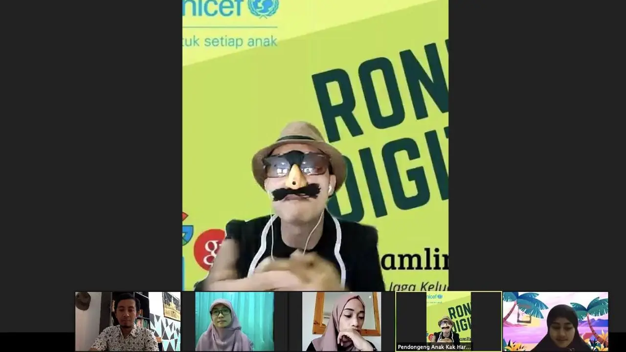 Pemprov Jatim bersama komunitas Akatara Jurnalis Sahabat Anak mengelar Ronda Digital secara virtual. (Dian Kurniawan/Liputan6.com)