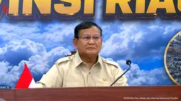 Prabowo Ungkap 900 Hektare Lahan Riau Masih Terbakar