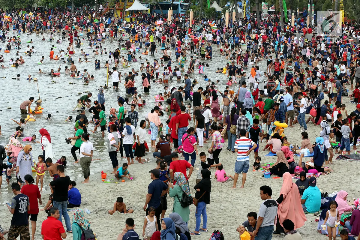 Libur Lebaran, Ancol Tetap Disesaki Pengunjung
