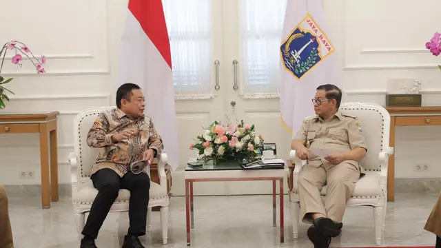 Ririek dan Pramono.