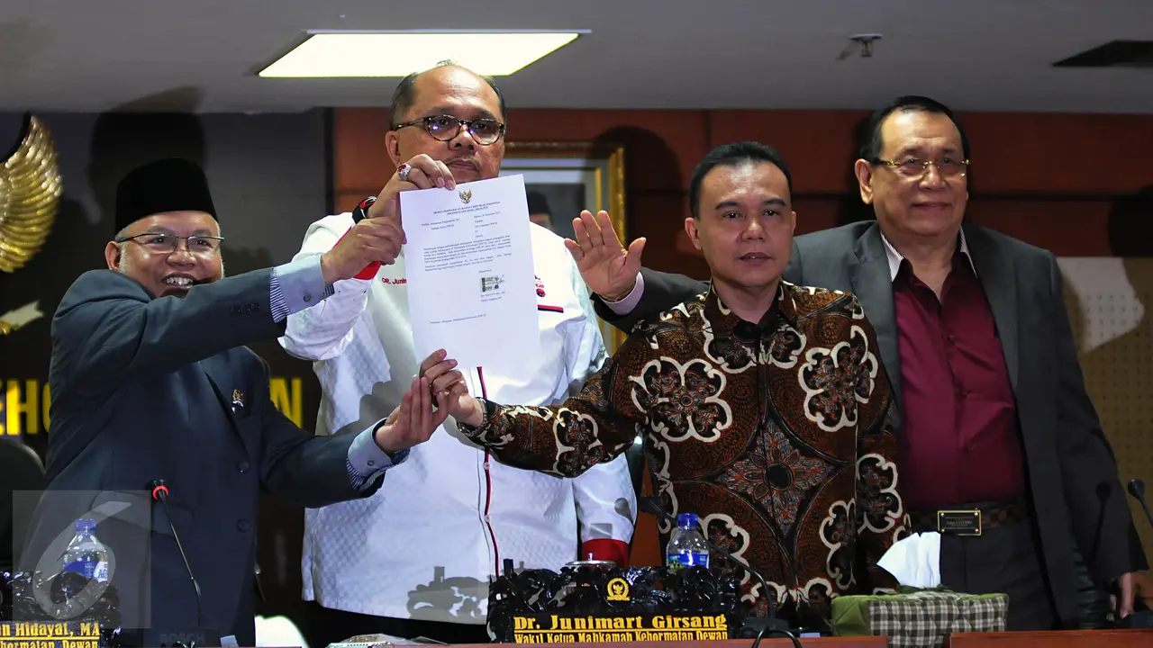 20151216- Setya Novanto Mengundurkan Diri Jadi Ketua DPR-Jakarta-Johan Tallo