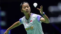 Tunggal putri Indonesia, Putri Kusuma Wardani tampil sempurna menyingkirkan Tomoka Miyazaki pada babak 16 besar Kejuaraan Dunia Bulu Tangkis 2025 di Adidas Arena, Paris, Prancis, Kamis (28/8/2025) sore WIB. (AP Photo/Aurelien Morissard)