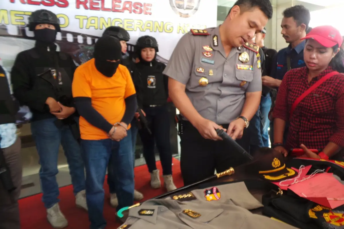 Polisi Gadungan