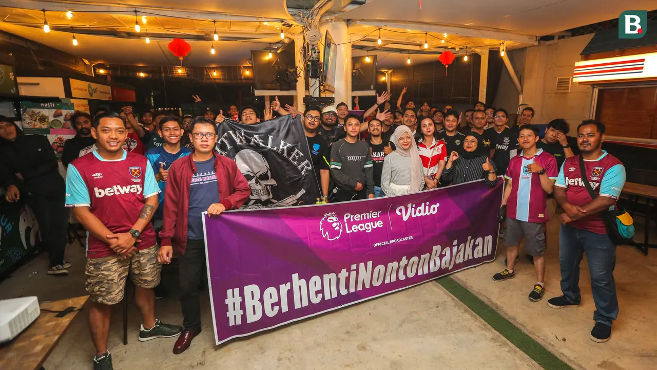 Foto: Pesta Kemenangan Fans Arsenal saat Roaring Night Liga Inggris, The Gunners Cetak Gol Setengah Lusin Tanpa Balas