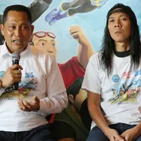 Preskon Adit Sopo Jarwo featuring Slank (Adrian Putra/bintang.com)