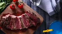 Ilustrasi Steak | unsplash.com/@itsmerevo